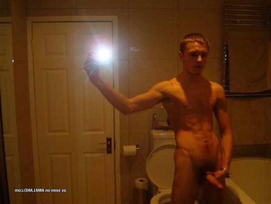 16P Compilation of hot selfpics of cute amateur jocks 