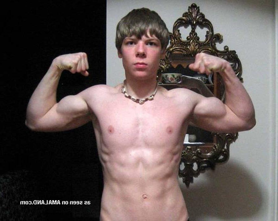 15P Picture compilation of two muscular studs showing their cocks 