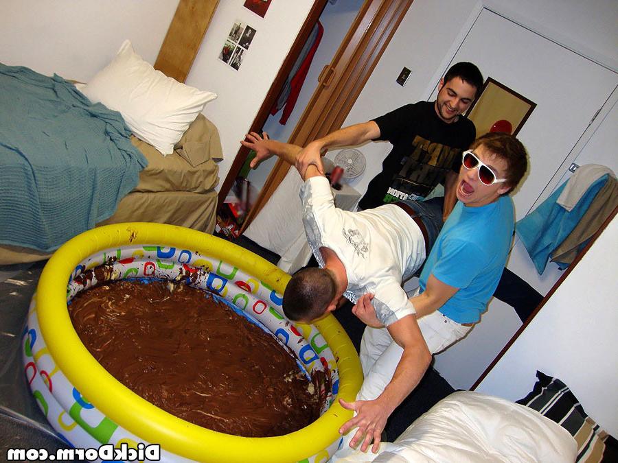 16P Hot hard college boys fuck eachothers ass while jerking off to hot babe mags hot
