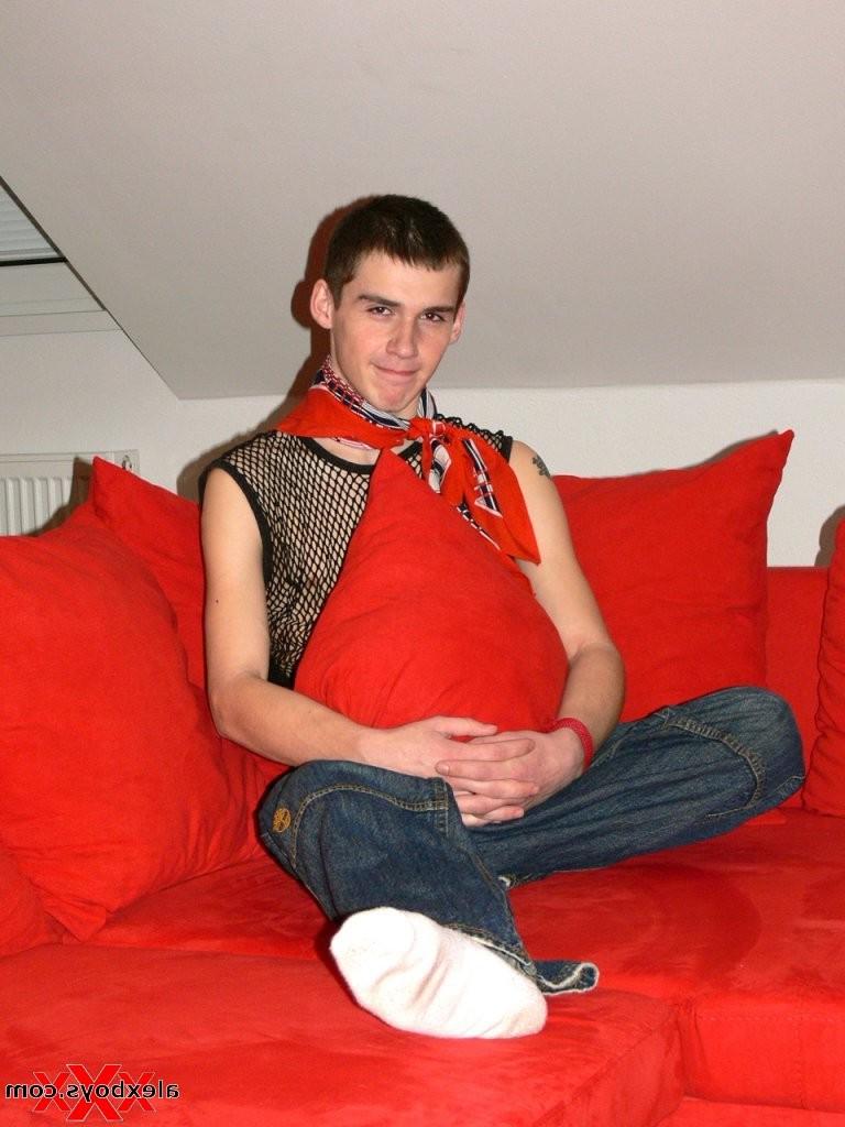 12P Shy Gay Twink Guy Marlon