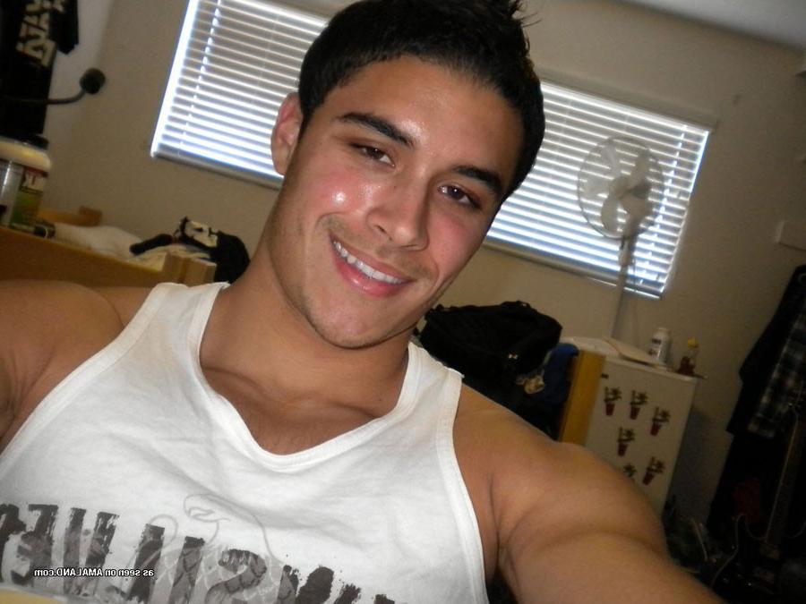 15P Cute college guy exposing his shaved dick