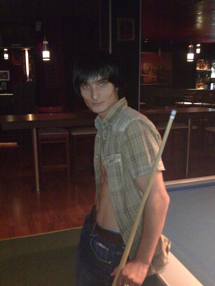 16P Pics of skinny blue eyed stud with big dick