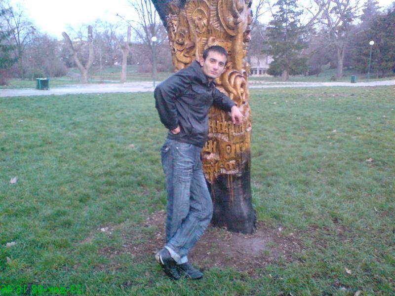16P Pics of skinny blue eyed stud with big dick