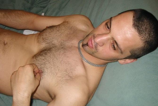 20P Dark haired bear cubs enjoy mutual blow job and facial cumming