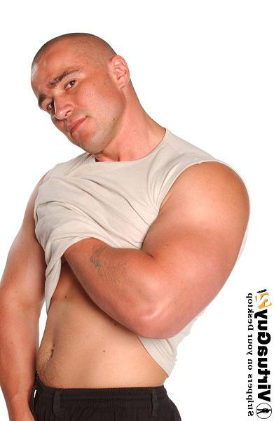 16P Handsome muscular guy posing nude