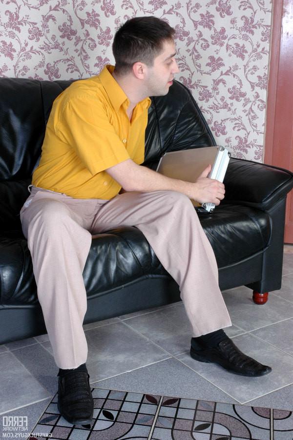 20P Hot guy diddling his ass eventually fulfilling his dream with gay co-worker