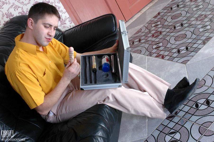 20P Hot guy diddling his ass eventually fulfilling his dream with gay co-worker