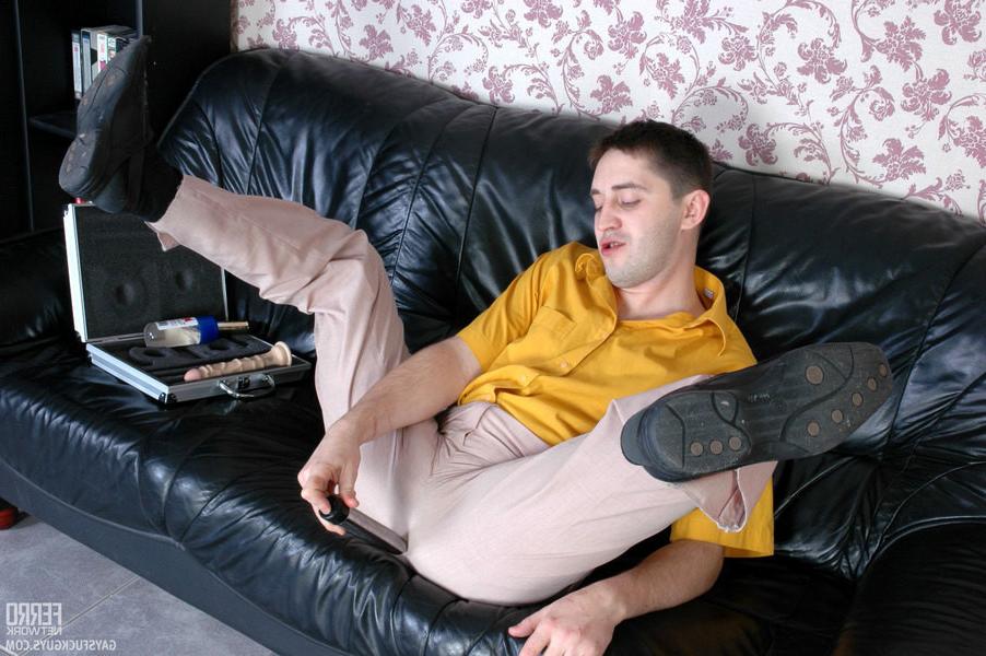 20P Hot guy diddling his ass eventually fulfilling his dream with gay co-worker