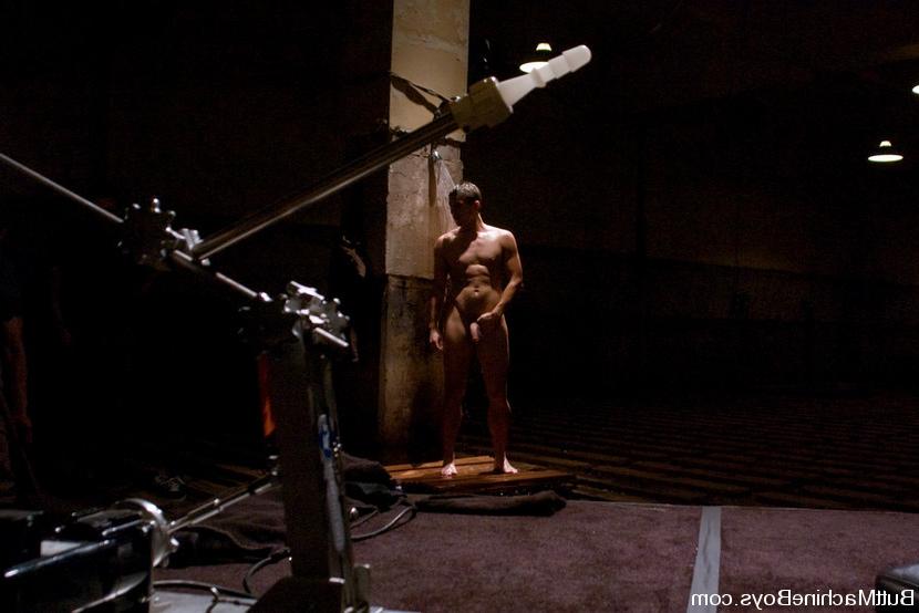 15P Derek Diamond gets fucked deep and hard by butt fucking machines