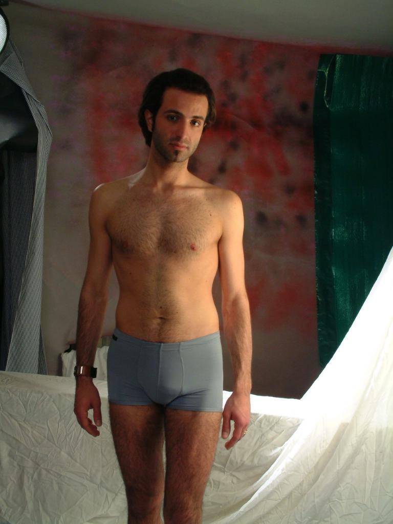 20P Hunk muscular gay bear loves to striptease while posing