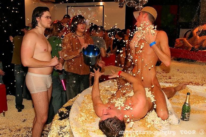 19P Steamy guy on guy fun and lots of popcorn at gay mega orgy