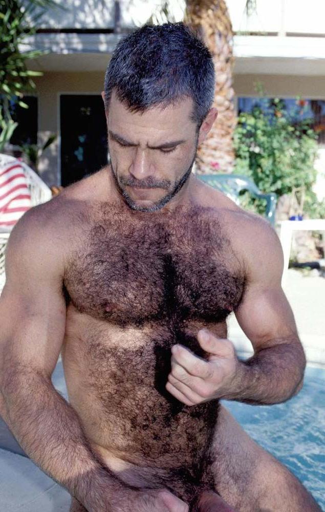 20P Naked hairy gay bear in the pool showing his big fat cock