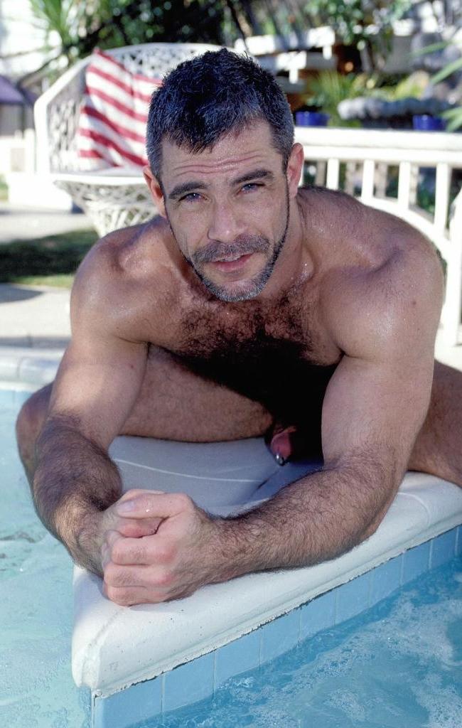 20P Naked hairy gay bear in the pool showing his big fat cock
