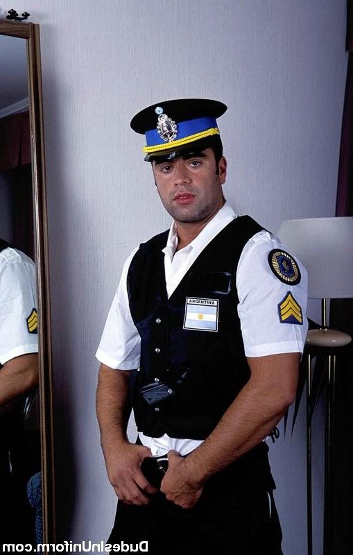 12P Cop with big built body and big dick