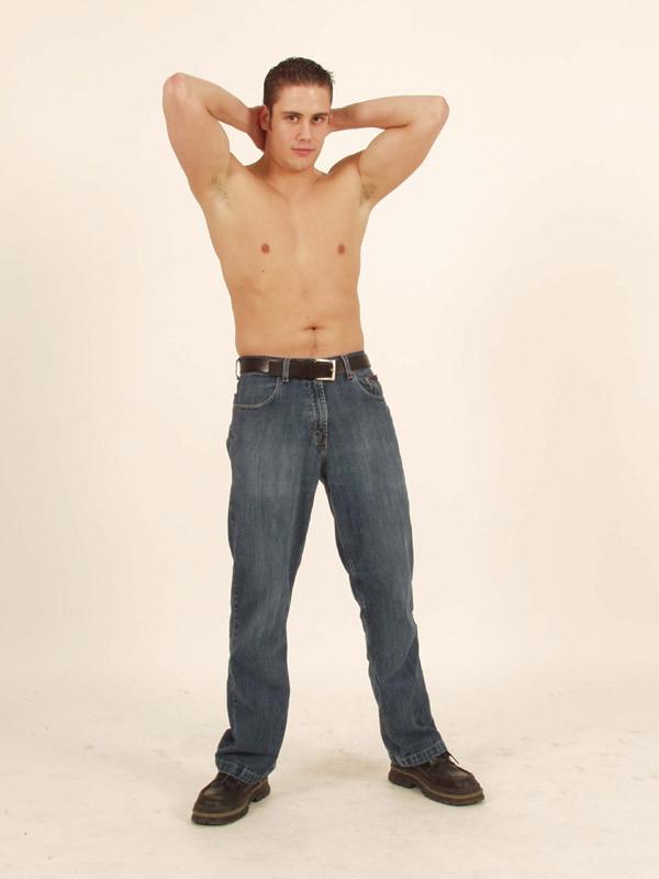 15P Dude showing off his sexy chest and flat stomach