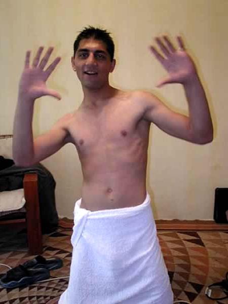13P Amateur guy showing his huge cock
