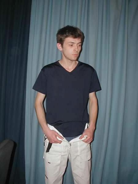 13P Amateur guy with a skinny body