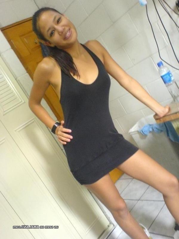 10P Compilation of a wild Spanish babe spreading for the cam