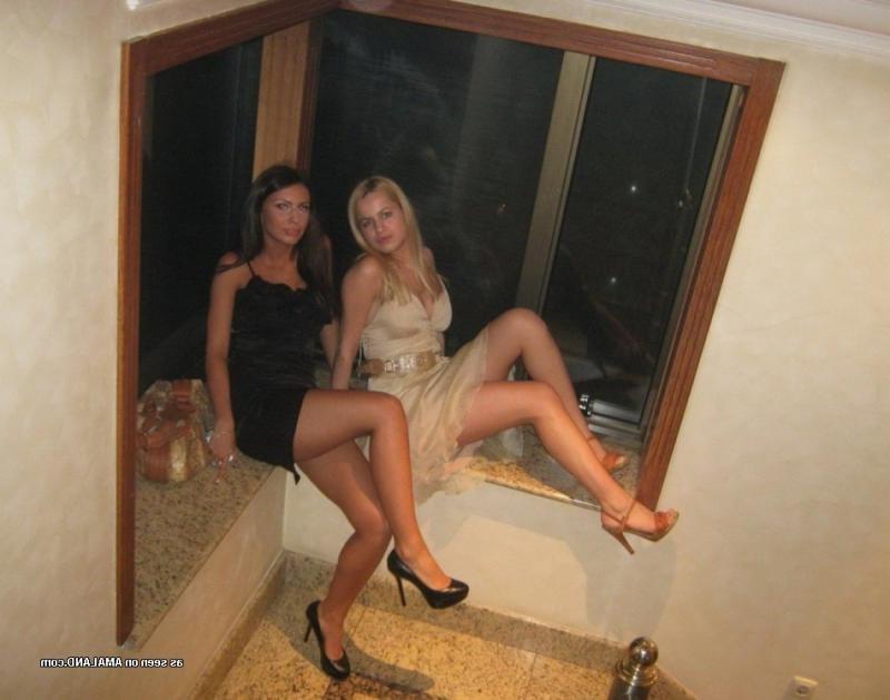 10P Compilation of naughty lesbian lovers getting kinky on cam