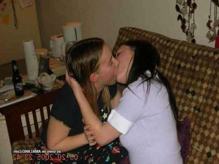 14P Naughty amateur lesbians getting wild for the cam