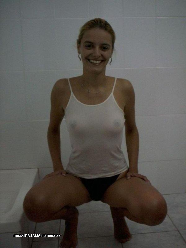 14P Compilation of petite Spanish chicks posing for their lovers