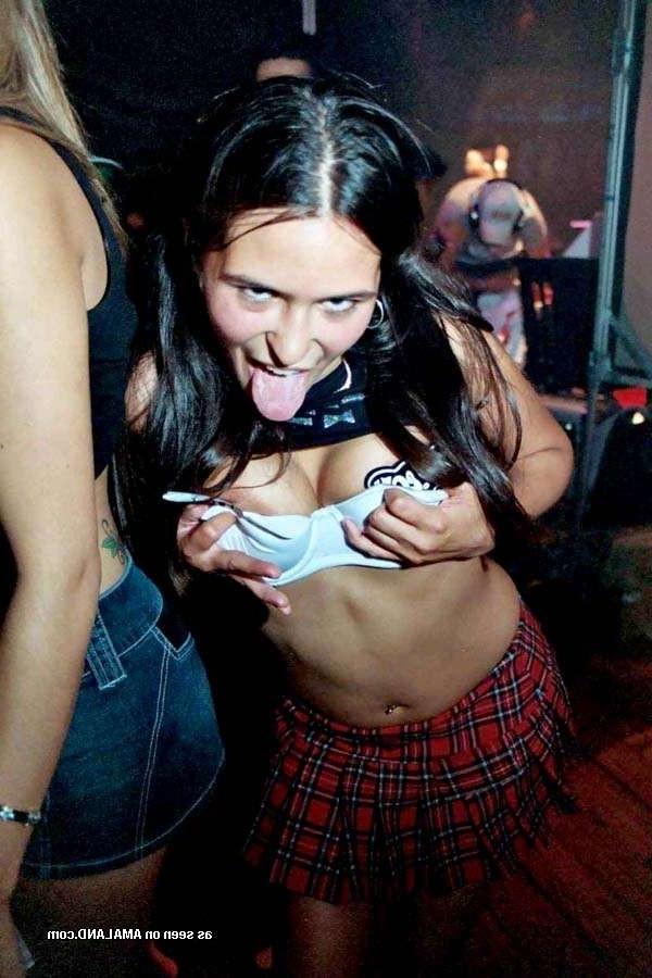 16P Picture compilation of wild lesbians in a party