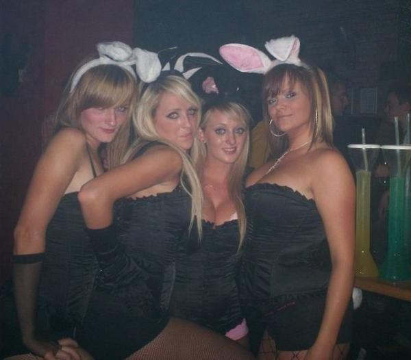 16P Photos of a sexy sporty chick who got naked