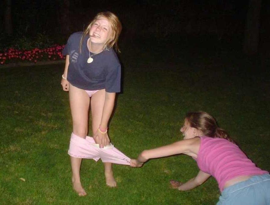 16P Photo compilation of hardcore lesbos gone wild