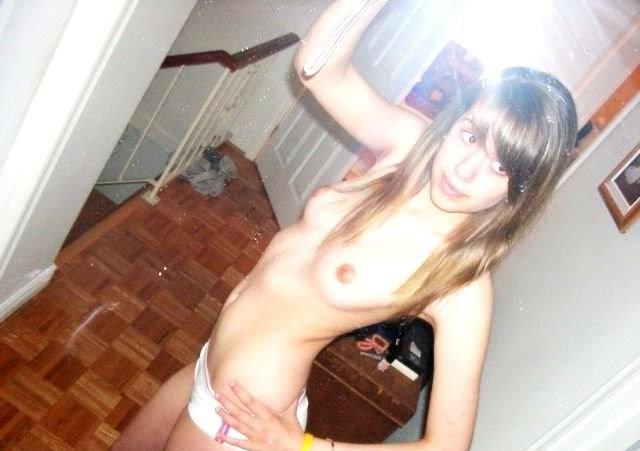 15P Brunette GFs selfpics