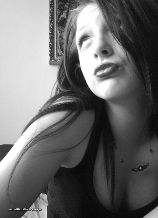 15P A bunch of hot chicks that you would definitely love to fuck