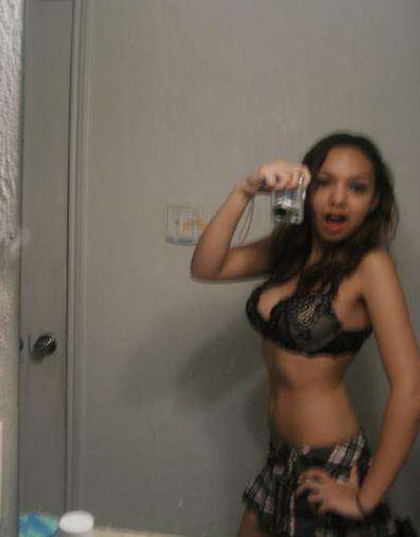 15P Amateur self-shooting teens showing their bodies