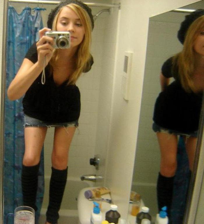 15P Amateur self-shooting teens showing their bodies