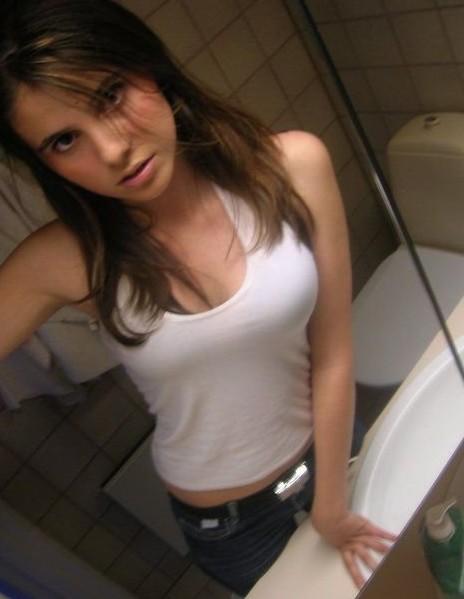 15P Selfshooting hotties