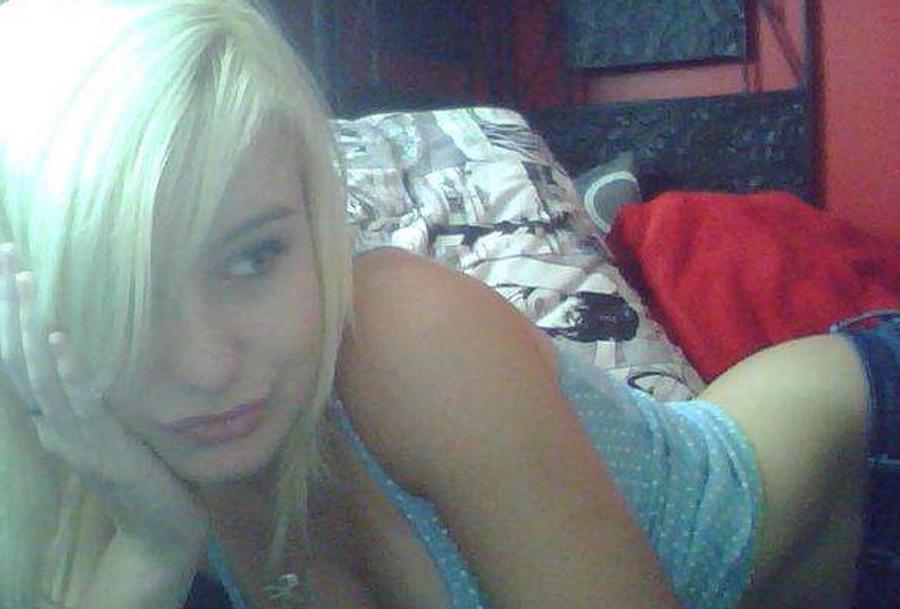 15P A bunch of hot chicks that you would definitely love to fuck
