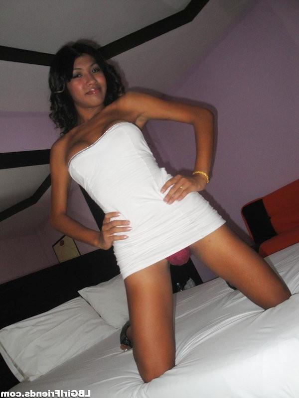 15P Hot Ladyboy Girlfriend Flashing Her Stiff Cock