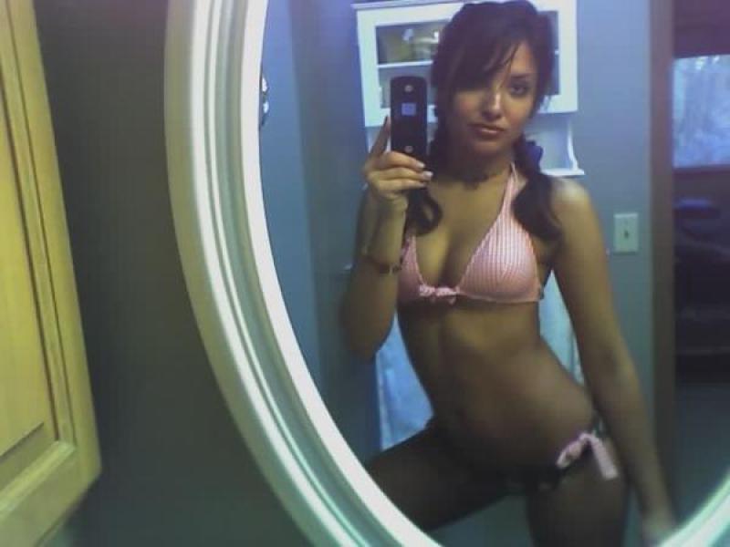 15P Hot amateur babe