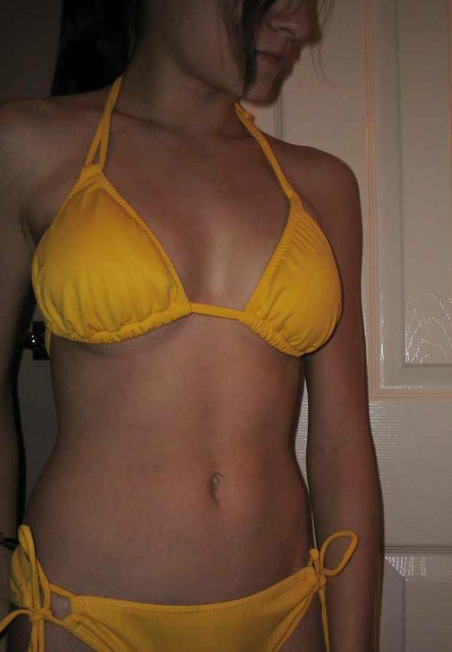 15P Chick wurde nackt