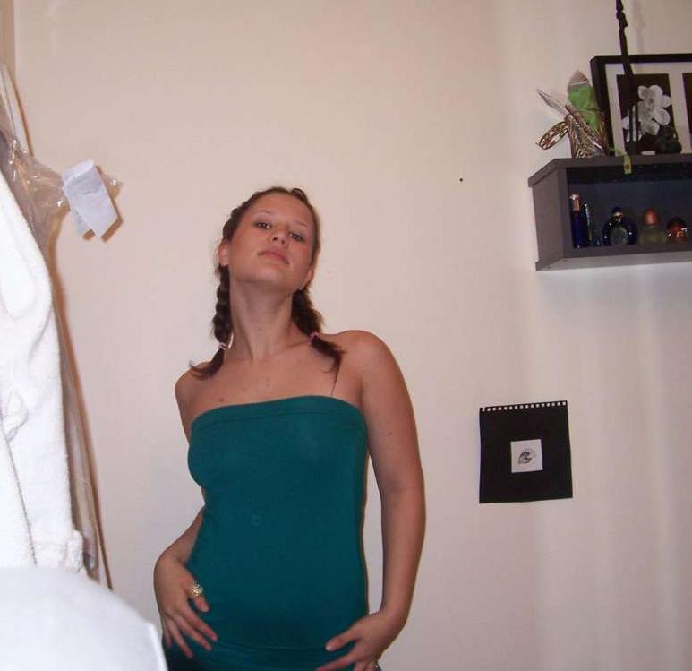 15P Kinky and playful amateur prom queen