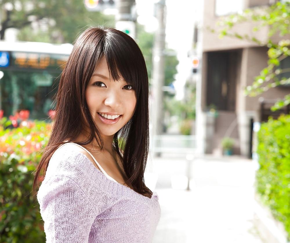 25P Nana Ogura - a date with a Japanese beauty
