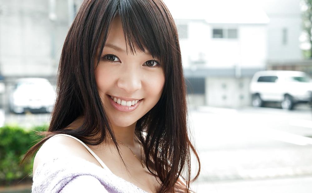 25P Nana Ogura - a date with a Japanese beauty