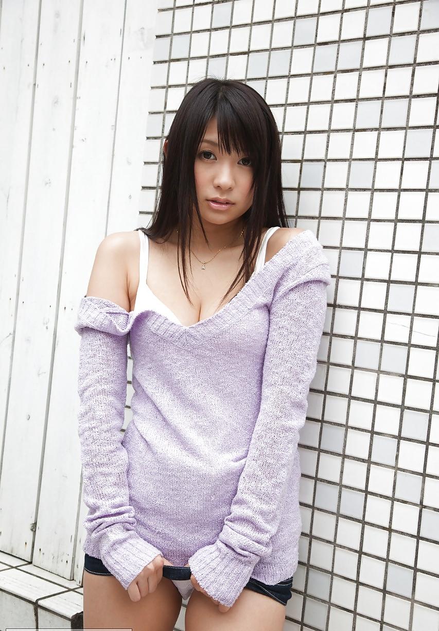 25P Nana Ogura - a date with a Japanese beauty
