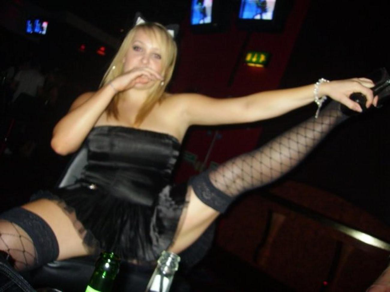 15P Wild party time with hot drunk chicks