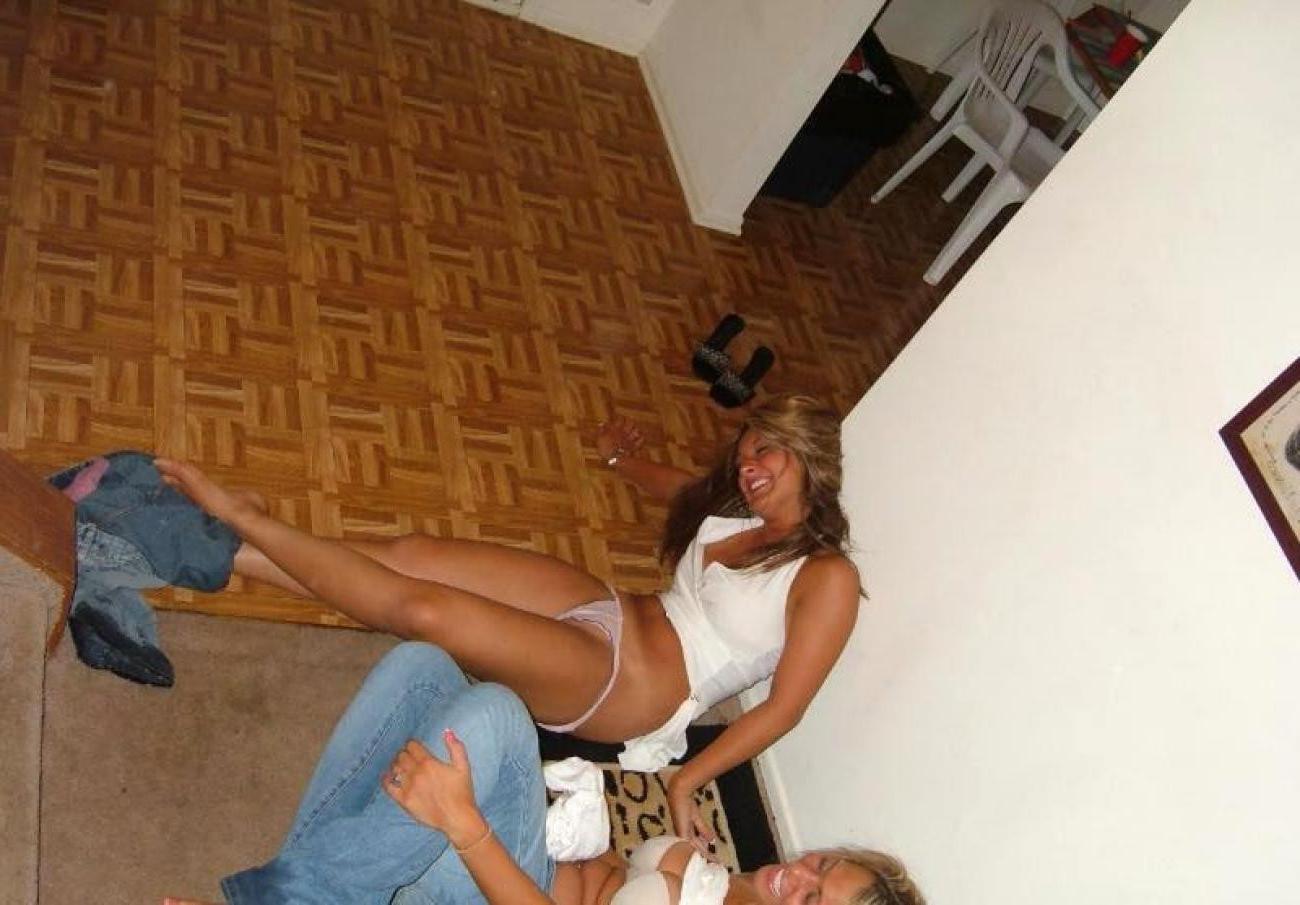 15P Wild party time with hot drunk chicks