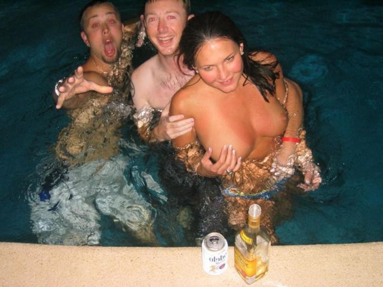 15P Wet and wild party with drunk hotties
