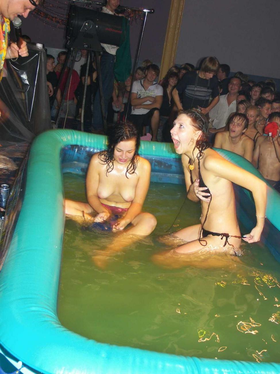 15P Wet and wild party with drunk hotties