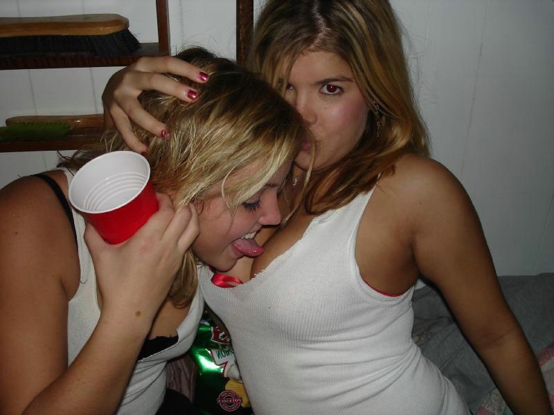 12P Sweet Amateur Girlfriends Suck Cock And Eat Creammy Teen Pussy