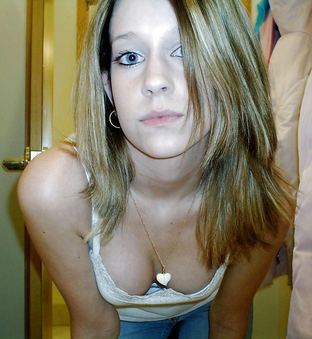 25P Downblouse