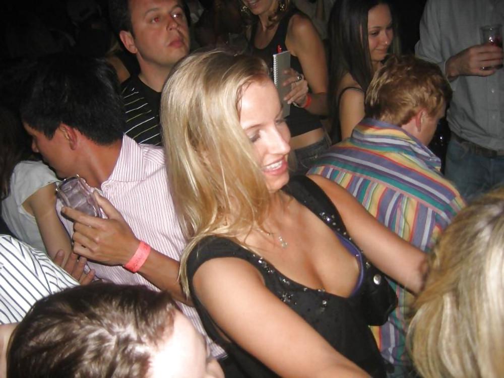 25P Downblouse