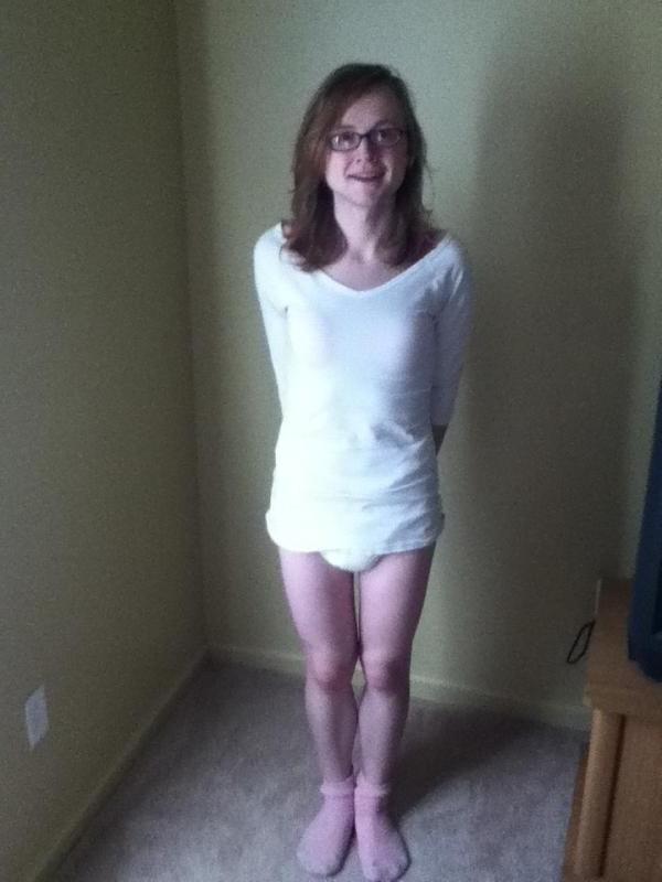 10P Transsexual Riley Kilo also has a diaper and wetting fetish for you to explore w