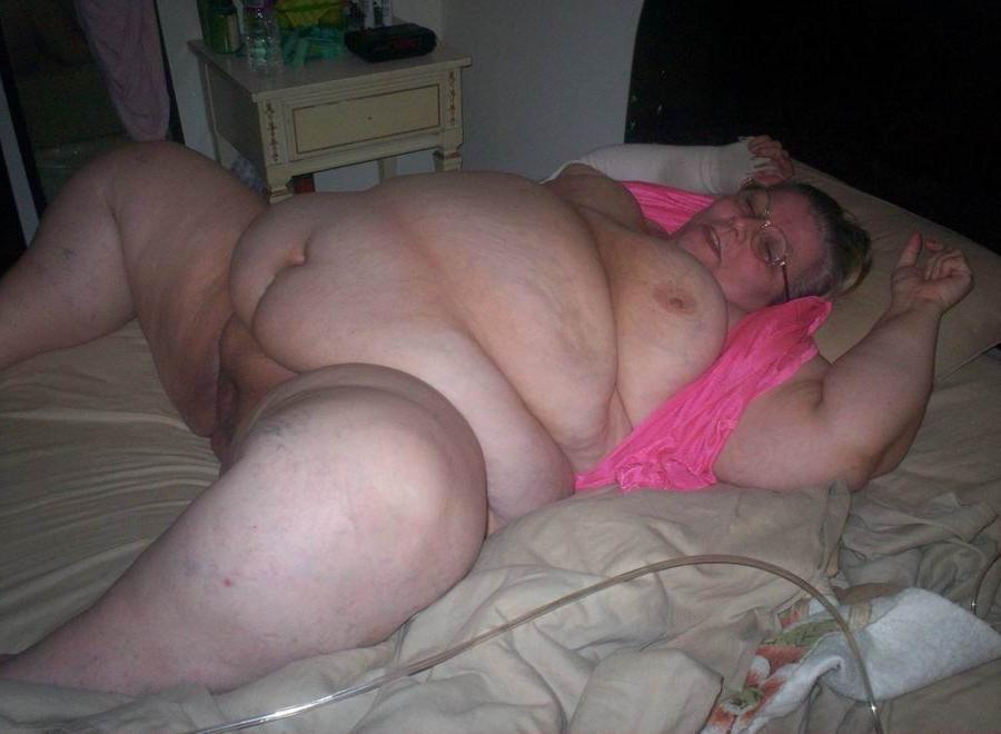 18P fat busty amateur granny gets fucked at home